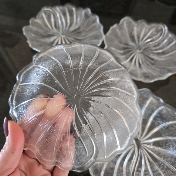 Vintage Lily Pons Pattern Bread and Butter Plates - Picture 4 of 5